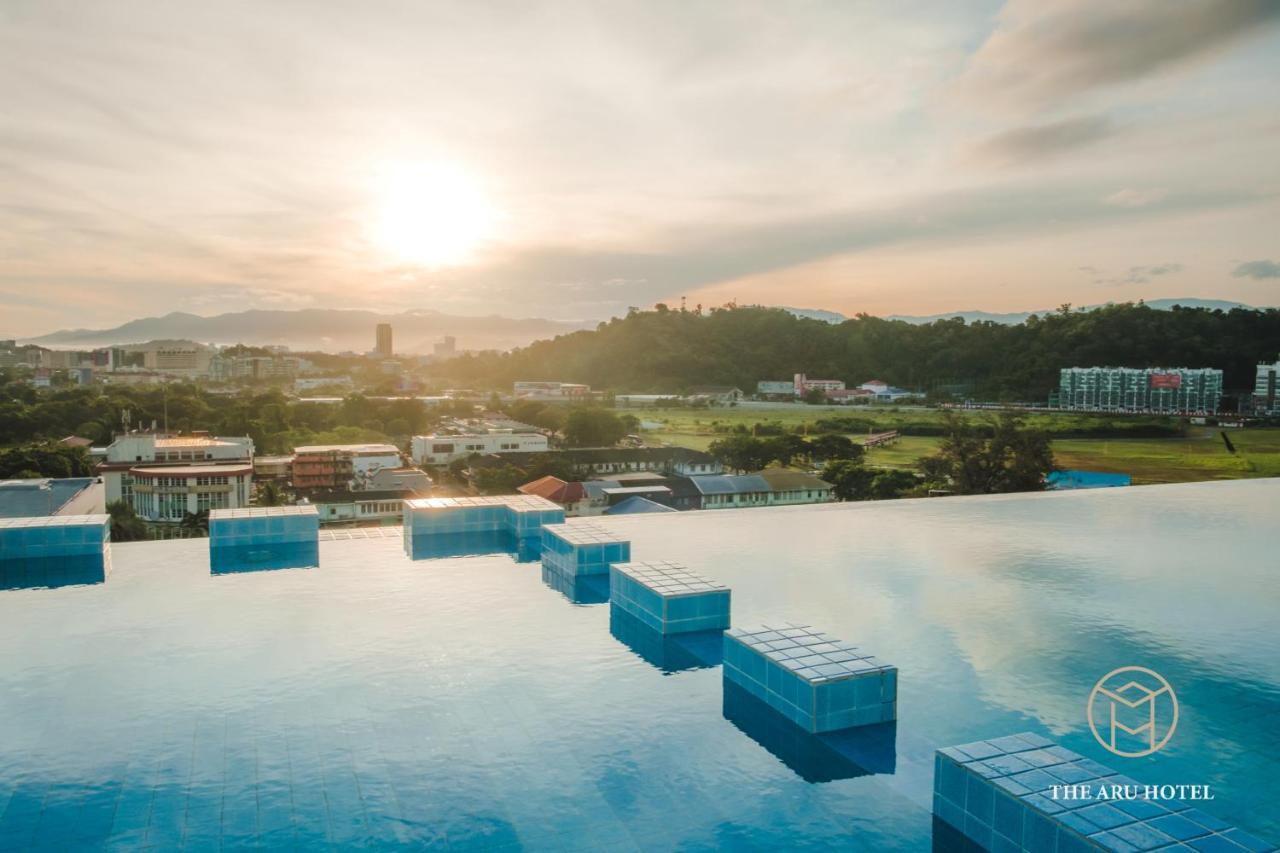 The Aru Hotel At Aru Suites コタキナバル エクステリア 写真