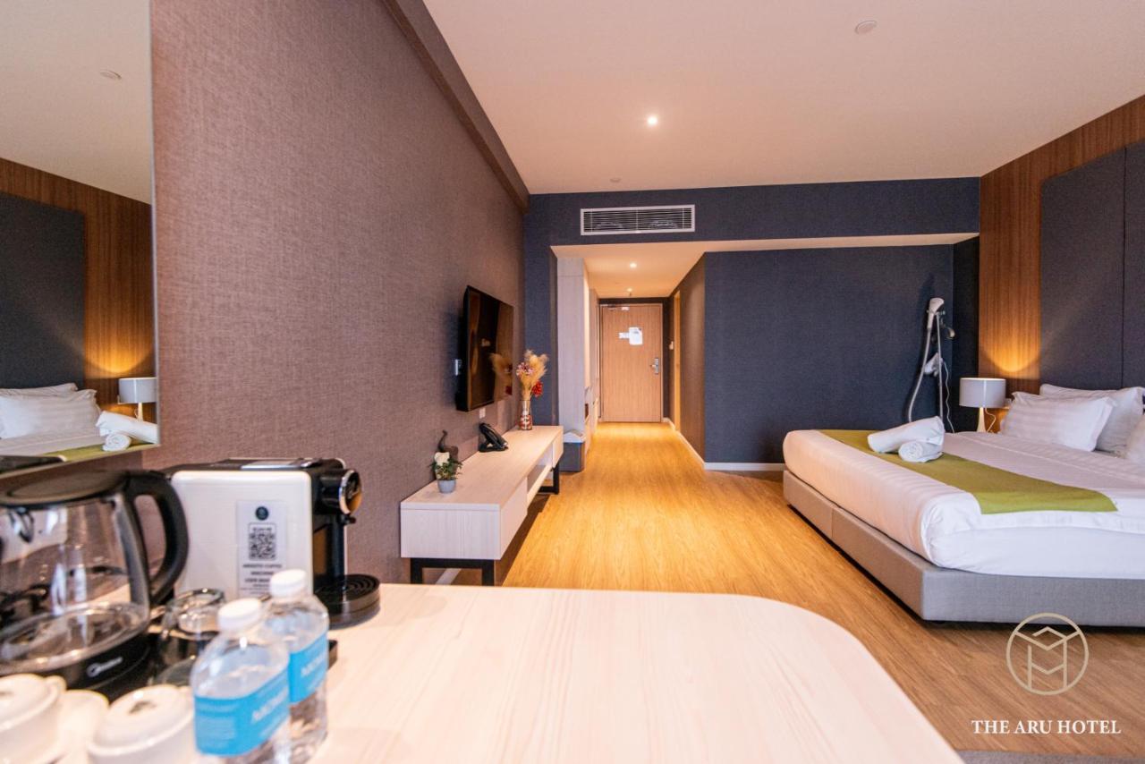 The Aru Hotel At Aru Suites コタキナバル エクステリア 写真
