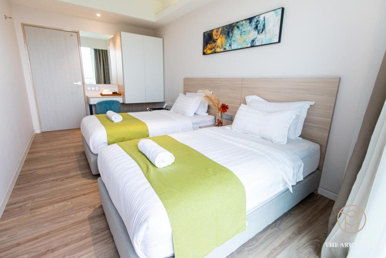 The Aru Hotel At Aru Suites コタキナバル エクステリア 写真