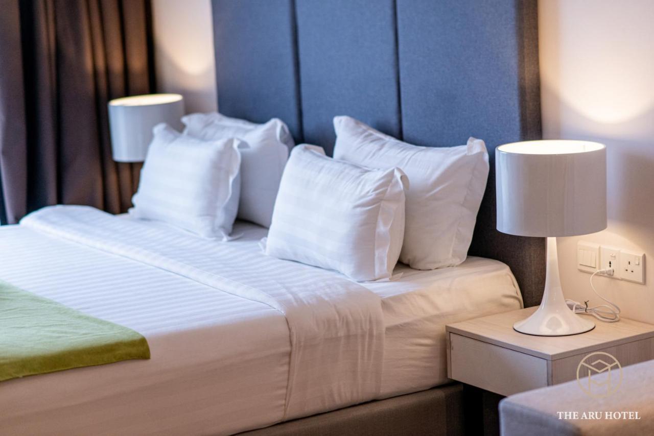 The Aru Hotel At Aru Suites コタキナバル エクステリア 写真